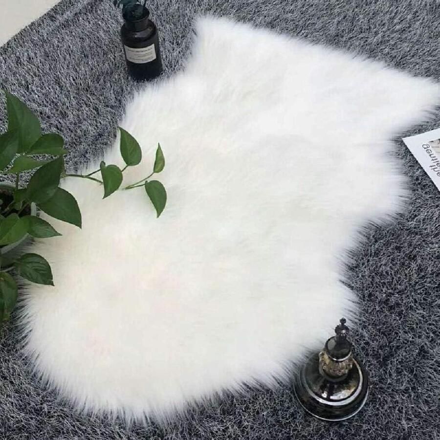 Langharig imitatie wol witte faux lamsvacht schapenvacht tapijt 60 x 90 cm