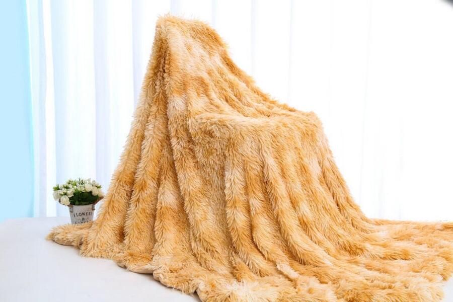 Luxe Pluche Deken Superzachte Gezellige Fuzzy Deken Imitatiebont Deken Lichtgewicht Dekens Warme Bedspreien voor Bank Bed Sofa (B160 x L200CM Verkrijgbaar in verschillende kleuren)