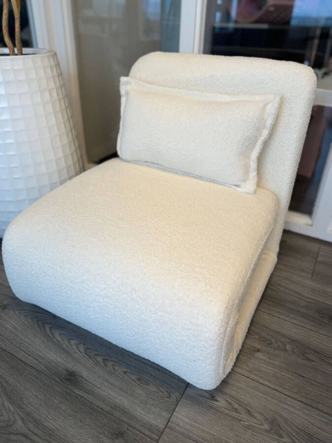 Luxe Slaapfauteuil Offwhite Teddy Uitvouwbaar met kussen Fauteuil Ligstoel Stoelbed – Bedbankje – Slaapbankje – Logeerbed logeerstoel Salon Slaapkamer Woonkamer Babykamer Trendy