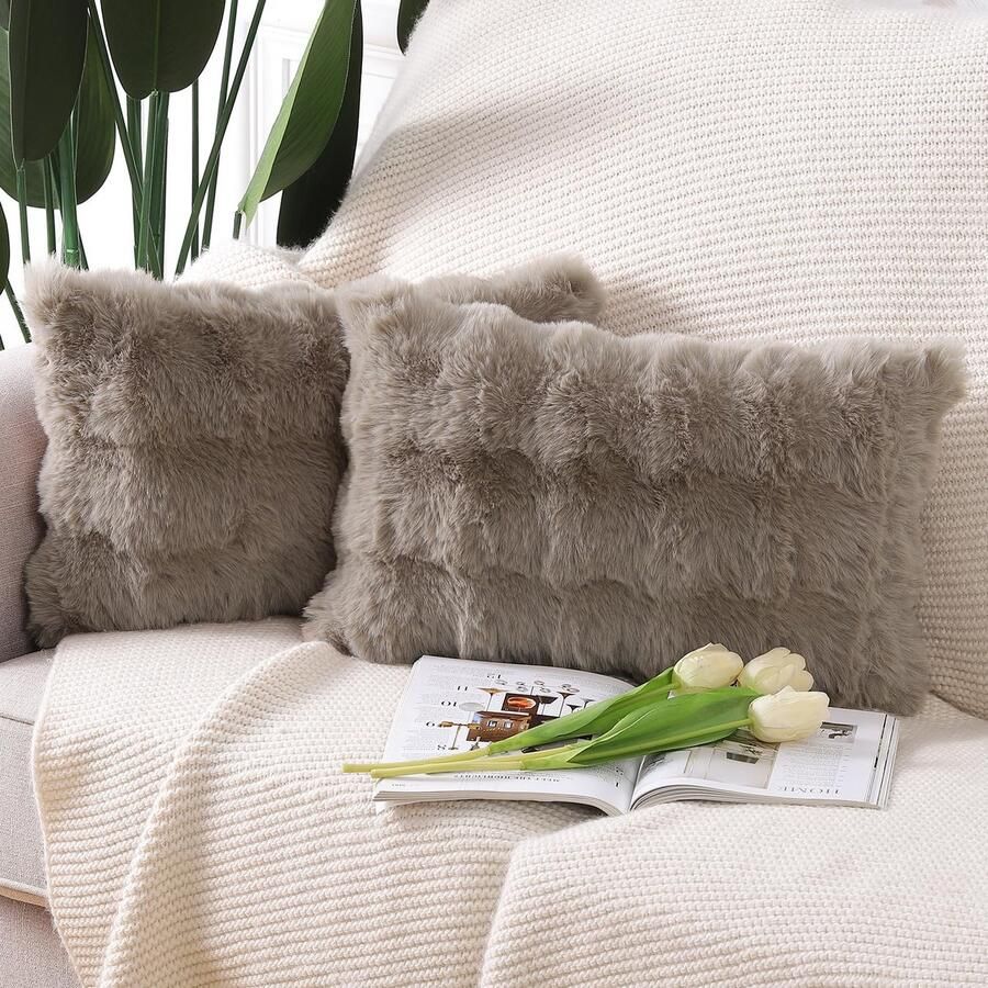 Madizz Set van 2 zachte pluche korte decoratieve wollen fluwelen kussenslopen. Luxe kussenhoes voor bank slaapkamer taupe 30x50 cm