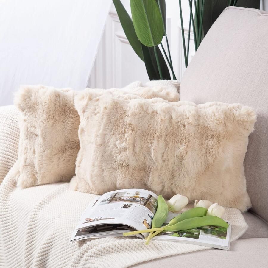Madizz Set van 2 zachte pluche korte decoratieve wollen fluwelen kussenslopen. Luxe kussenhoes voor bank slaapkamer beige 30x50 cm