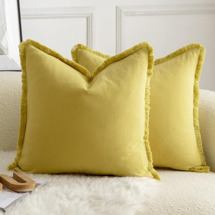 Mandioo Set van 2 neutrale katoenen kussenhoezen met kwastjes 60 x 60 cm decoratieve kussenhoezen sierkussens boho bankkussens kussensloop voor bank sofa slaapkamer woonkamer woondecoratie mosterdgeel