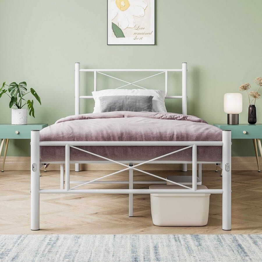 Metal Bed 90 x 200 cm Bed Frame with Slatted Frame Double Bed Single Bed Frame with Headboard Guest Bed Youth Bed for Bedroom Guest Room White