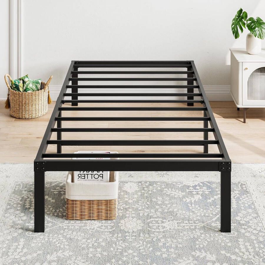 Metal Platform Bed Frame 90 x 200 cm Metal Bed Frame Modern Metal Bed for Adults Children Teenagers Easy Assembly Single Bed Black 36 cm H
