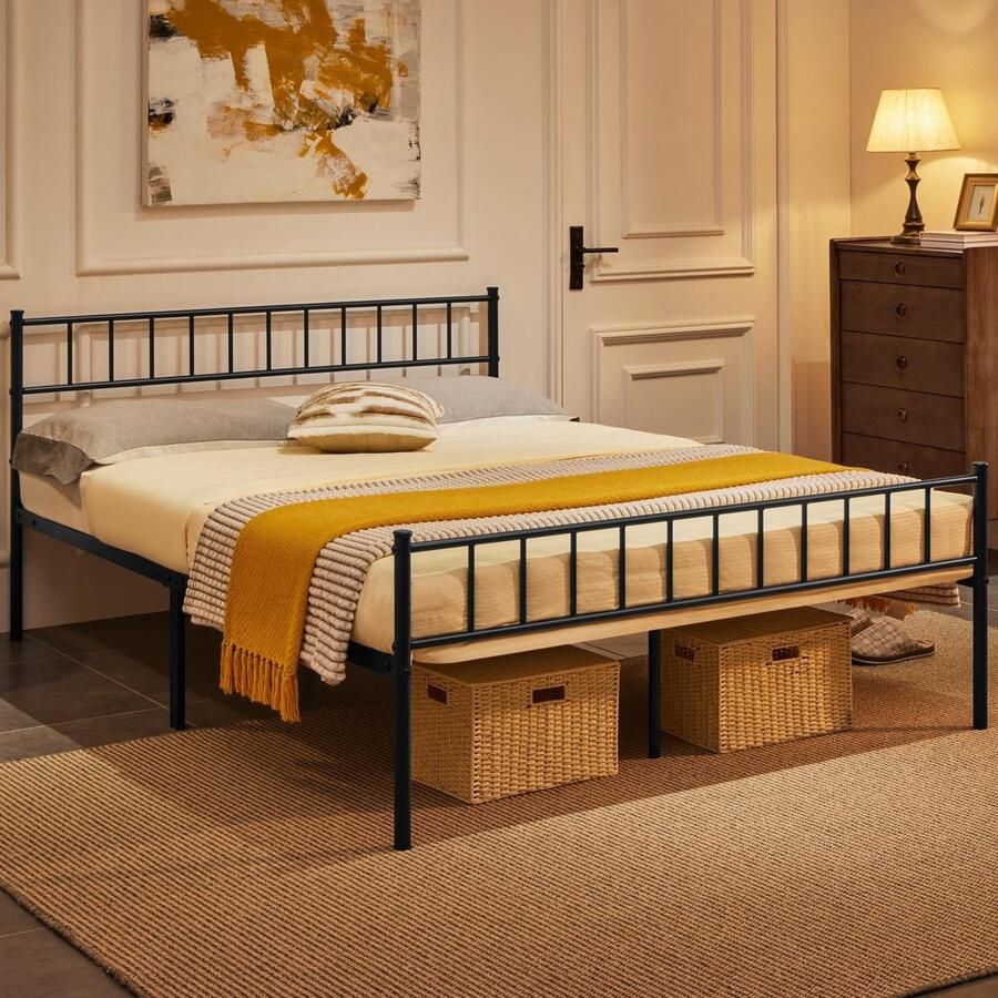 Metalen bed 160 x 200 cm bedframe met hoofdeinde bedframe van metaal logeerbed met lattenbodem voor slaapkamer logeerkamer zwart