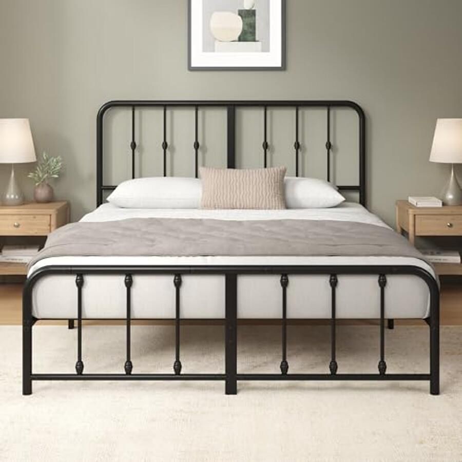 Metalen Bedframe 140 x 200 cm Vintage Design met Opbergruimte onder het Bed