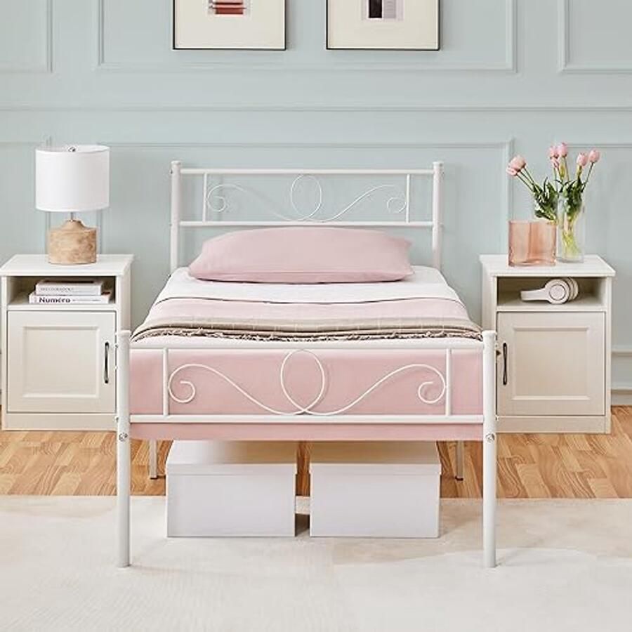 Metalen Bedframe 90 x 200 cm met Lattenbodem en Hoog Hoofdeinde Ideaal voor Slaapkamer en Logeerkamer