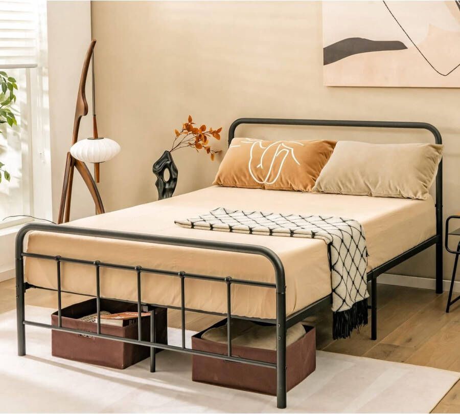 Metalen bedframe voor 200 x 140 cm matras tweepersoonsbedframe bedframe met lattenbodem opbergruimte onder het bed metalen logeerbed platformbed