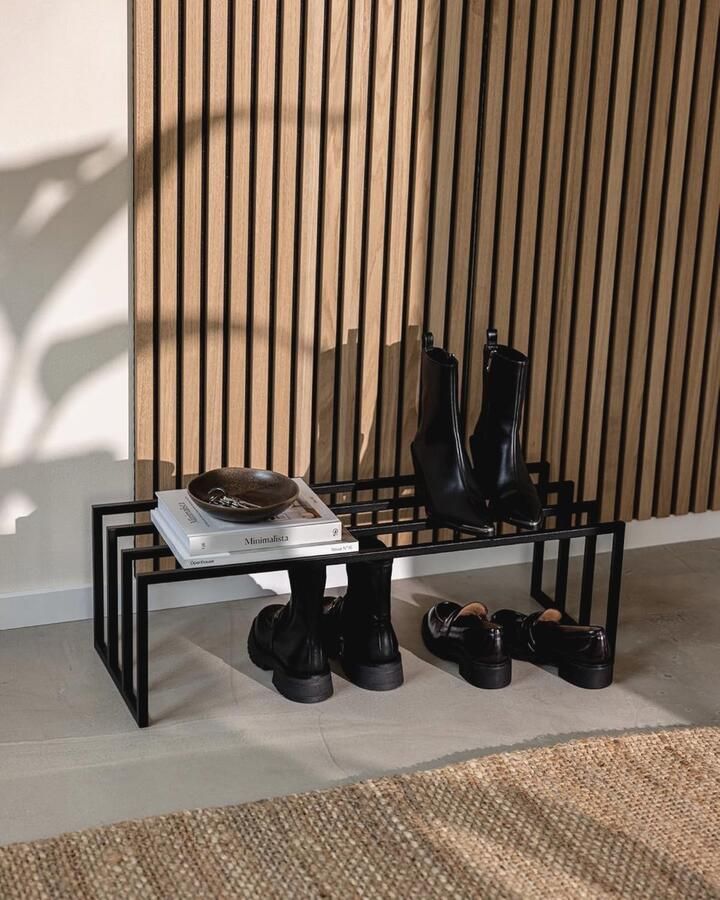 Minimalistisch Zwart Design Schoenenrek voor Hal of Kledingkast