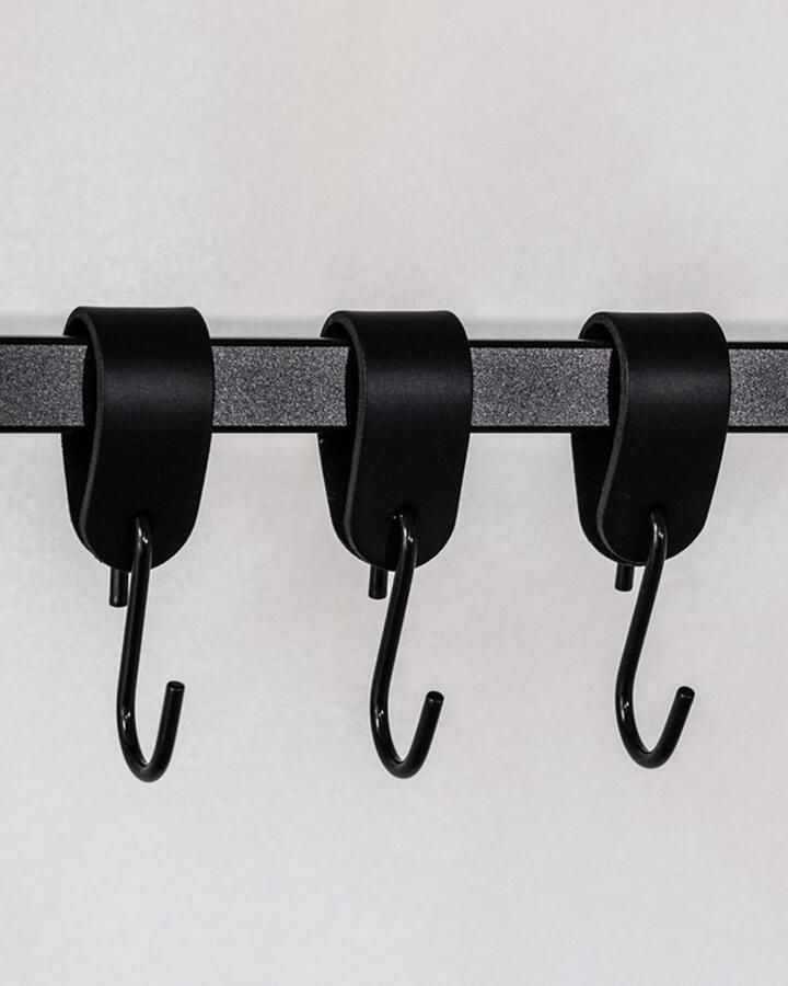 Minimalistische Kapstok Haken Set van 3 Zwart Staal en Leer