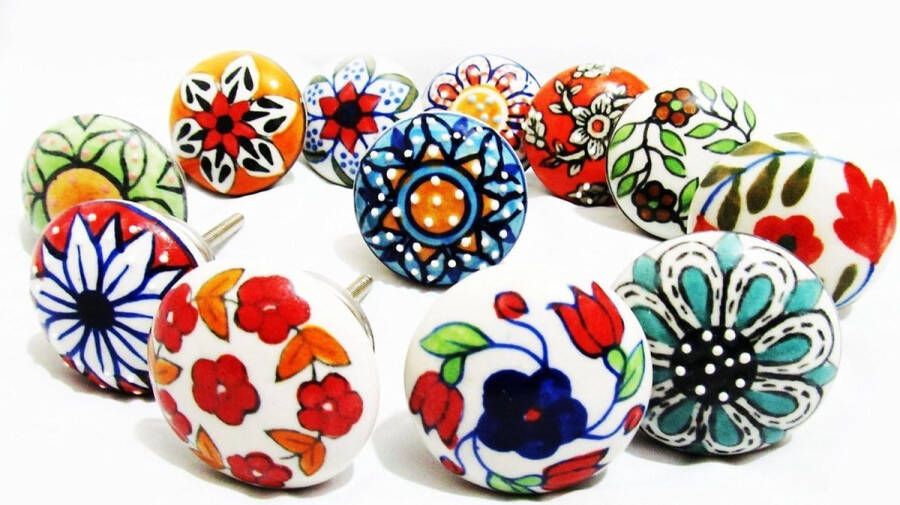 Mix van keramische knoppen in vintage-look 12 stuks bloemendesign handgrepen voor deuren kasten en schuifladen
