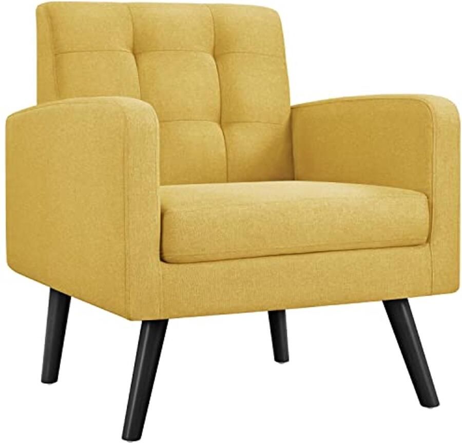 Moderne comfortabele fauteuil met armleuningen voor woonkamer en ontspanning