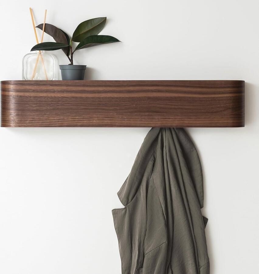 Moderne Wandkapstok met Verborgen Haken en Massief Houtfineer Duurzaam en Functioneel