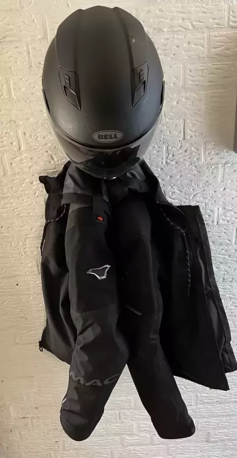 Motorhelm Muurbeugel met Kapstok