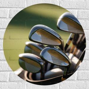 Muursticker Cirkel Golf Clubs in Trolley op Golfbaan 60x60 cm Foto op Muursticker