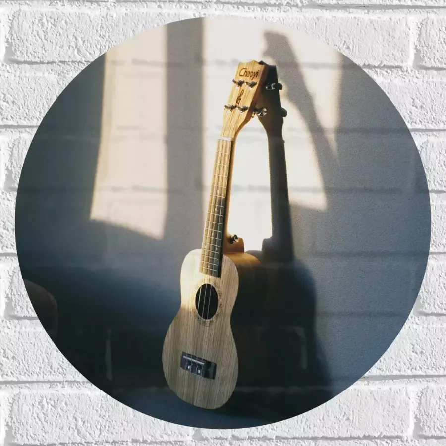 Muursticker Cirkel Houten Gitaar op Rand van Bank 50x50 cm Foto op Muursticker