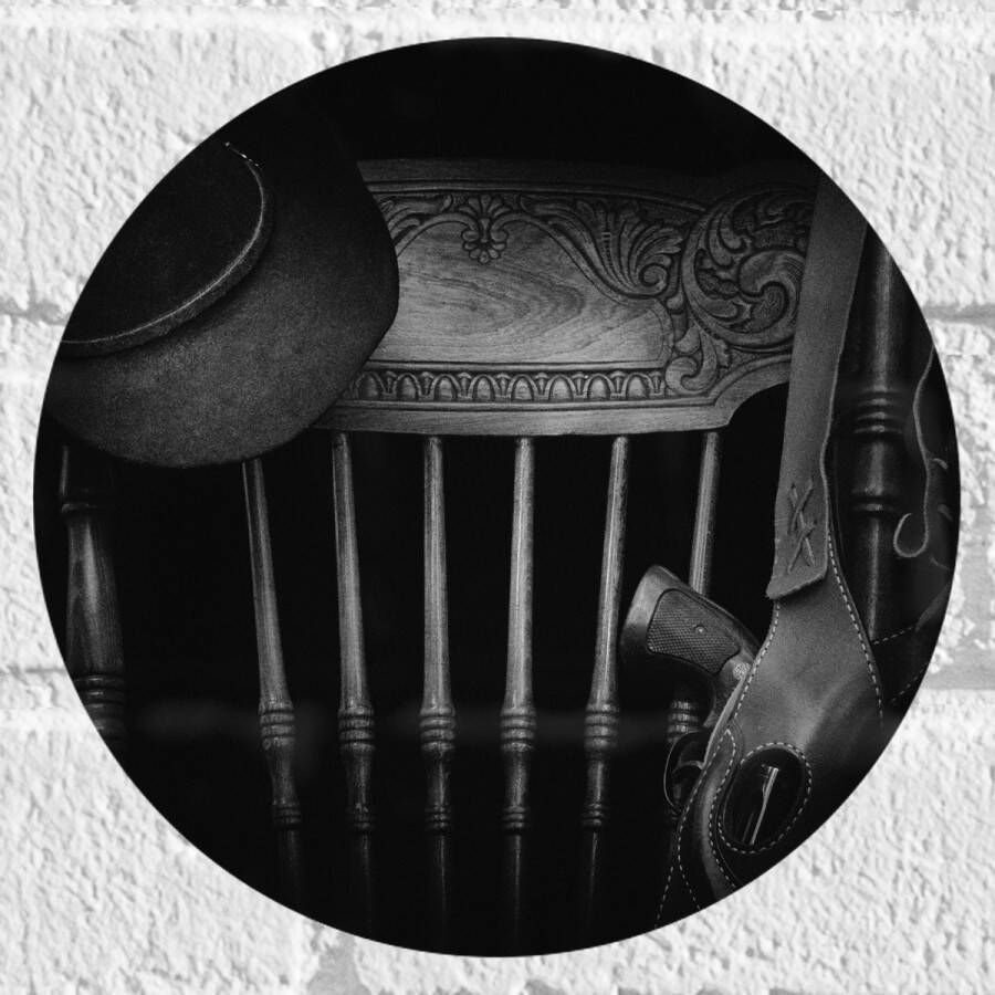 Muursticker Cirkel Houten Stoel met Geweer en Hoed 20x20 cm Foto op Muursticker