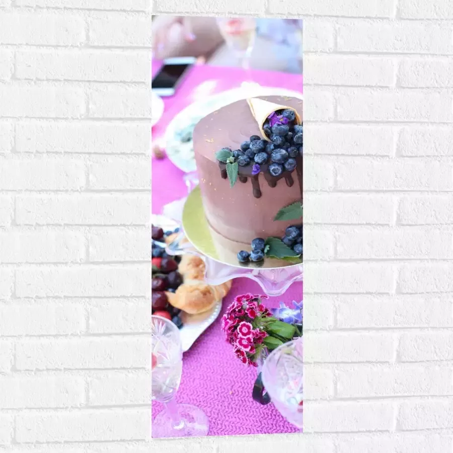 Muursticker Feestelijke Tafel met Hapjes en Drankjes 30x90 cm Foto op Muursticker