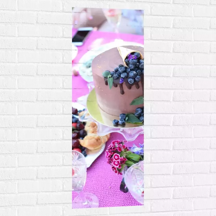 Muursticker Feestelijke Tafel met Hapjes en Drankjes 40x120 cm Foto op Muursticker