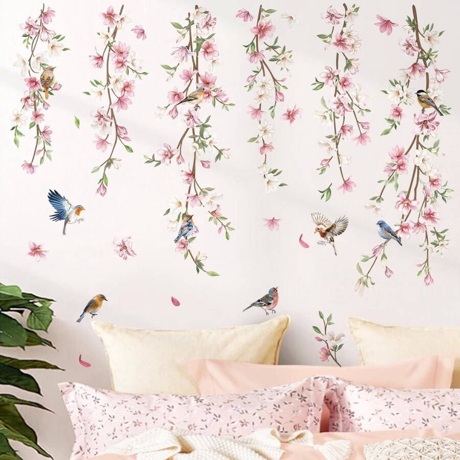 Muurtattoo met hangende wijnstokbloemen roze muursticker met bloemen bladeren en vogels. Muursticker voor de slaapkamer woonkamer bank en wanddecoratie