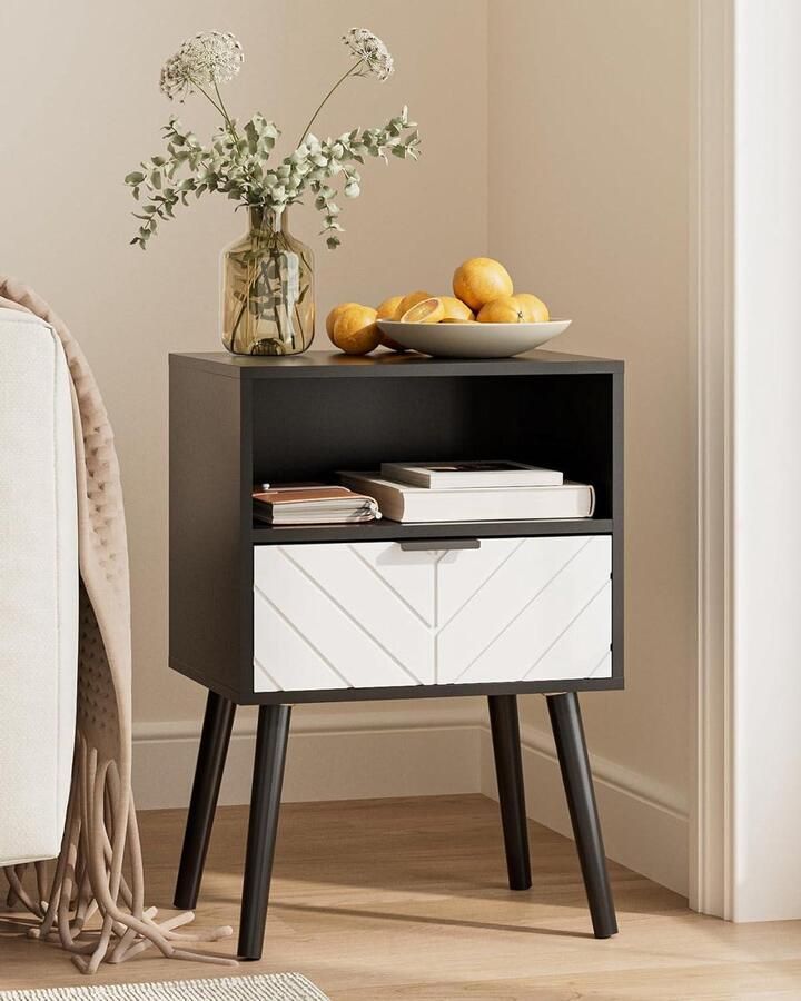 Nachtkastje met lade en plank Zwart gouden bijzettafel voor slaapkamer en woonkamer nachtkastje zwart 60 cm hoog