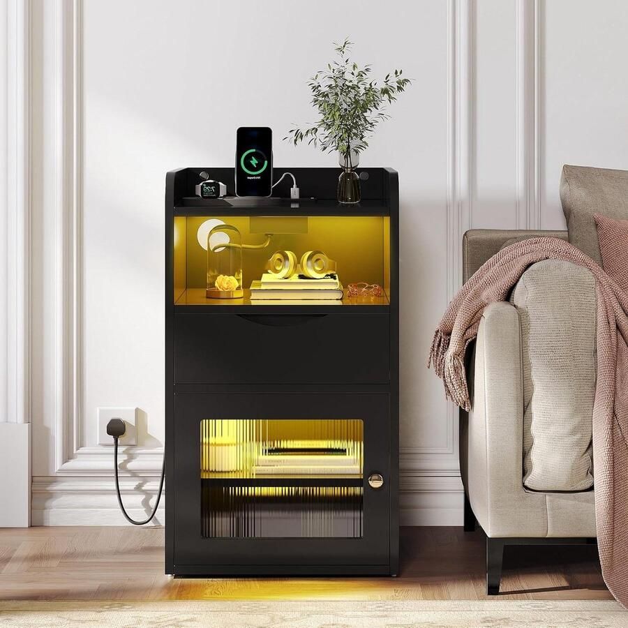 Nachtkastje met ledverlichting verstelbare kleuren bijzettafel met stopcontact en USB-poorten woonkamer slaapkamer werkkamer Nachtkastje