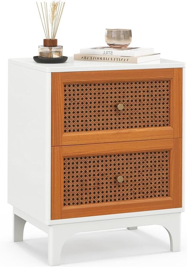 Nachtkastje van Natuurlijk Rotan Boheemse Bijzettafel met 2 Lades Handgeweven Rotan Kastje met Witte Poten