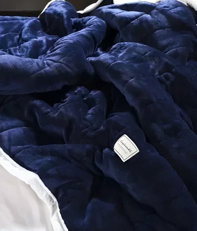 Navy Blue Fleece Herfst Winter Warme Dekens Voor Bed 3 Lagen Dikker Flanellen Deken Quilt Zachte Comfortabele Warmte Quilts Wasbaar 120x200 cm