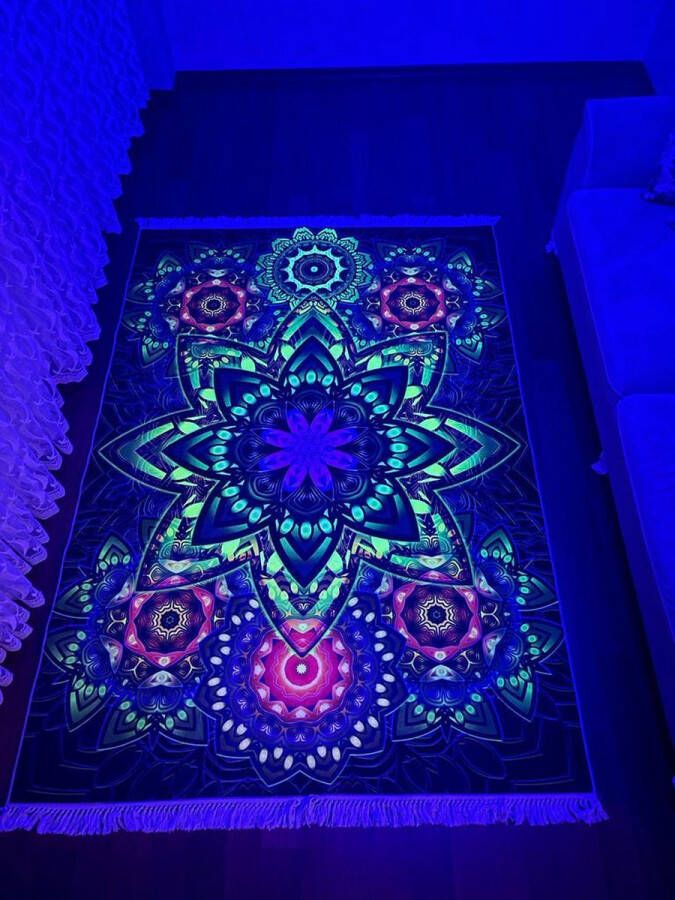 Neon Tapijt Bloem desing Uniek Glow in de dark + Gratis led lamp