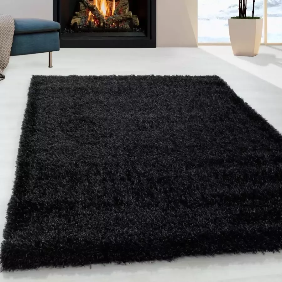 Flycarpets Nox Vloerkleed Hoogpolig Zwart 200x290 cm Woonkamer Tapijt