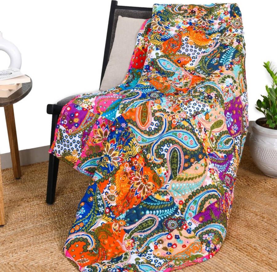 Omkeerbaar patchwork gewatteerde sprei 127 x 152 cm decoratieve vintage katoenen werpdeken voor bank