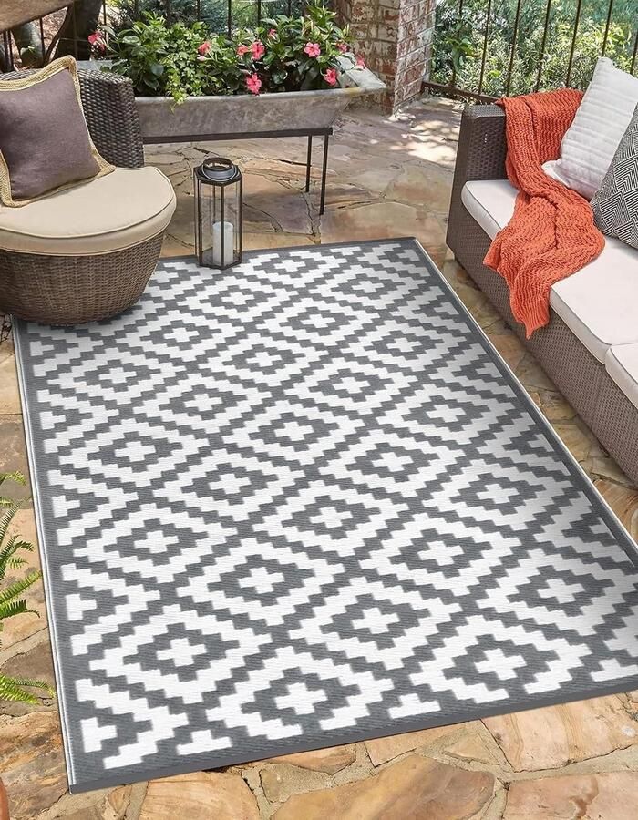 Omkeerbaar tapijt voor buiten grijs wit 120 x 180 cm vlek- en waterbestendig geschikt voor tuin terras en picknick