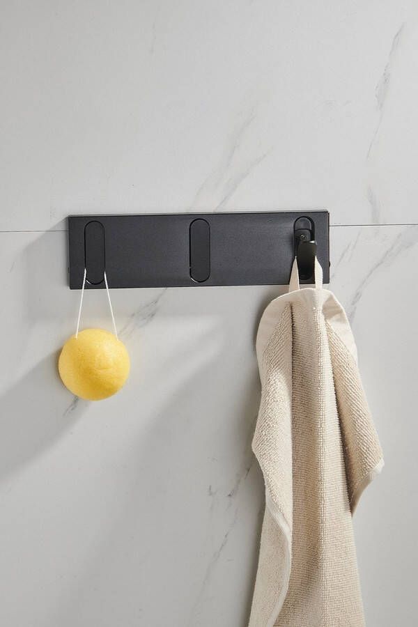 Ophanghaken 2 stuks Handdoekhaakjes zwart Handdoekhaakjes zelfklevend Kapstok 3 haken Multifunctioneel Kledinghanger of handdoekhaken Wandhaakjes Voor Ingang Voor badkamer