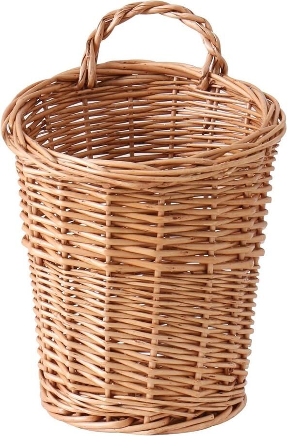 Opknoping rieten mand voor opslag en decoratie