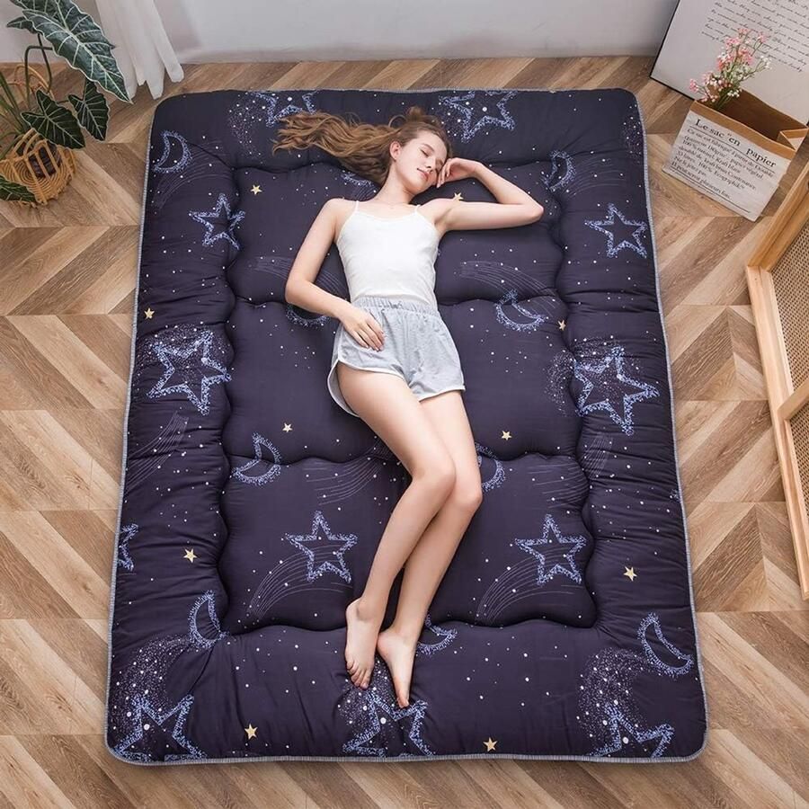 ShopHaven Japanse Vloermatras Futon Matras Dikke Tatami Mat Opvouwbaar en Oprolbaar Isolatiematras Slaapmat voor Studenten Logees en Loungegebruik 150x200 cm Maan en Ster Design