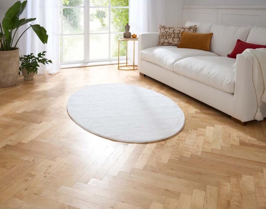 Ovaal vloerkleed Svea wit 100x150 cm