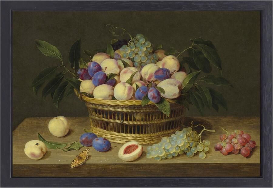 Perziken pruimen en druiven in een rieten mand met fruit en een vlinder op een houten tafel Jacob van Hulsdonck schilderij Fruit wanddecoratie Schilderij canvas eten Schilderij op canvas met baklijst Slaapkamer decoratie canvas 60x40 cm