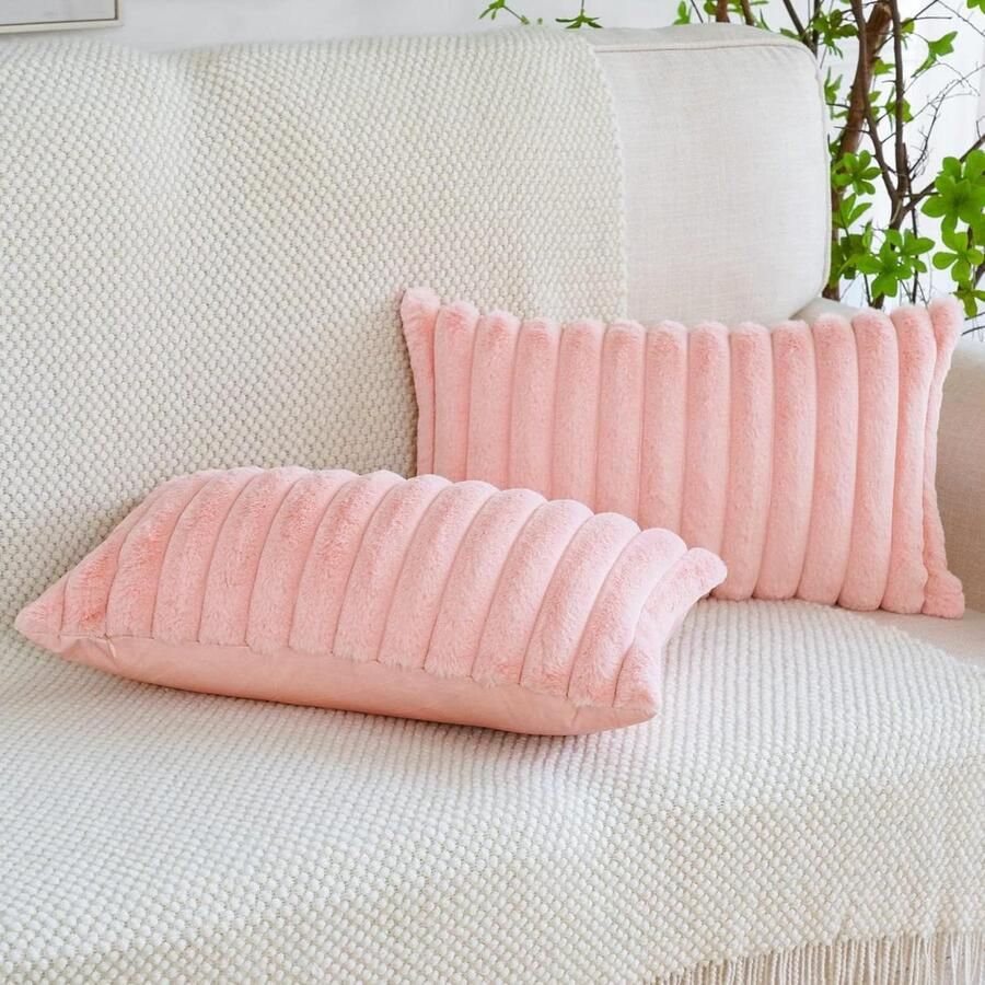 Allecto plus Set van 2 pluche fluwelen kussenslopen voor bank en slaapkamer decoratie zacht kunstbont sierkussenovertrekken roze color 30x50cm