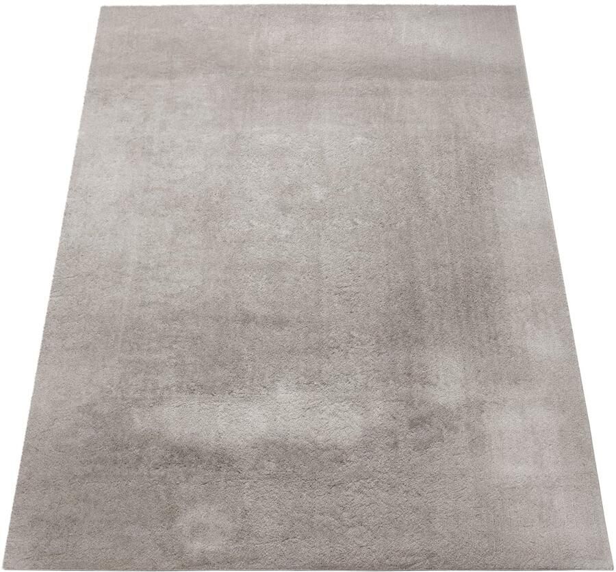 Fluffy Shaggy-Style Bath Mat – Soft High-Pile – Washable – Non-Slip Backing