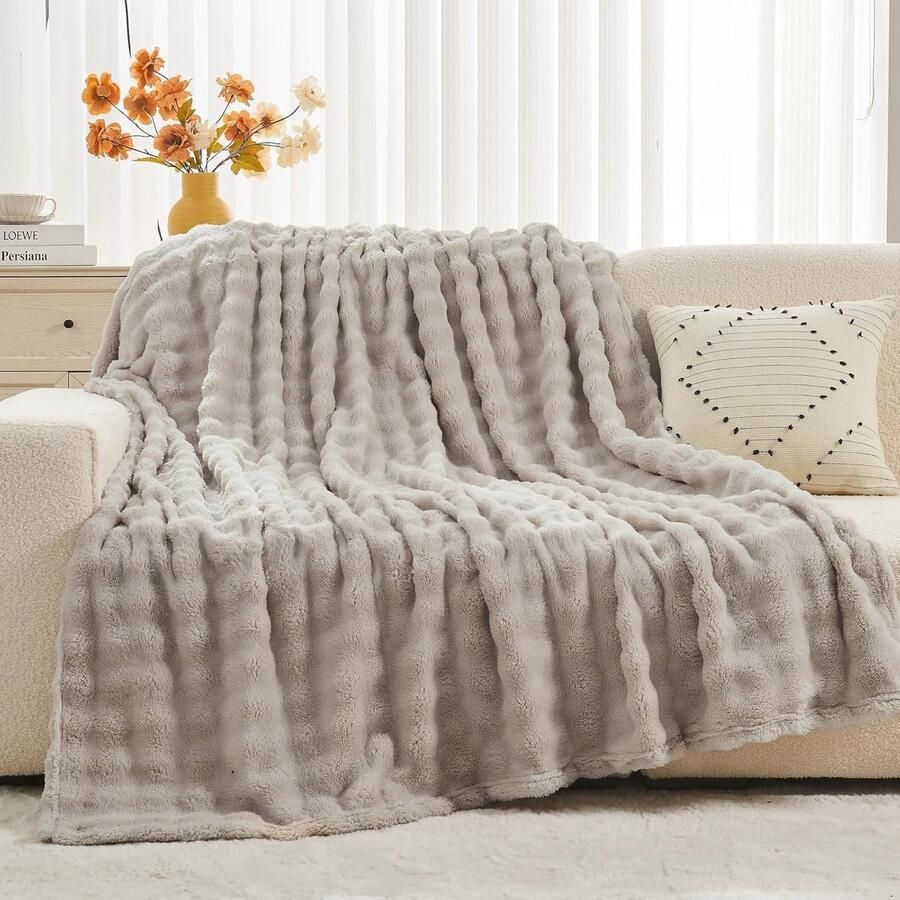 Pluizige Flanellen Deken Zwart Imitatiebont Super Zacht en Warm Grote Deken voor Bed Sofa en Auto 153 x 203 cm