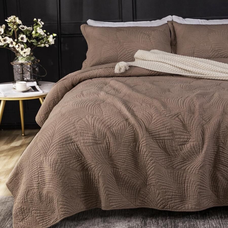 Qucover Bedsprei 220x240cm Bruin 100% Katoenen Bedsprei Ultrazachte Bedsprei 220x240 Quilt met 2 Kussenslopen Bankdeken voor Bed