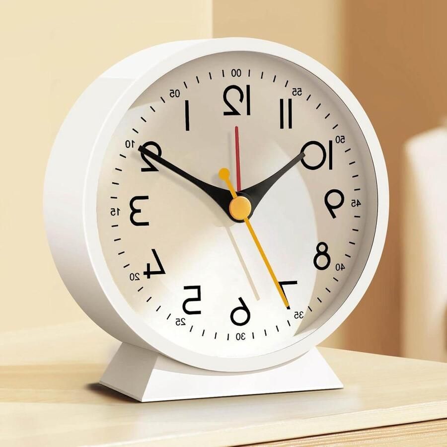 Retro analoge tafelklok op batterijen met licht voor woonkamerdecoratie slaapkamer nachtkastje plank (wit)