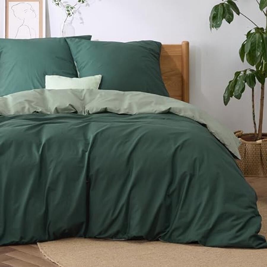 Reversible Bed Linen Set 240 x 220 cm Cotton Sage Green and Dark Green 3-Piece with 2 Pillowcases 80 x 80 cm Oeko-Tex