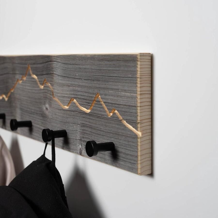Rustieke Wandkapstok van Oud Hout met Bergmotief en Zwarte Haken 55 cm