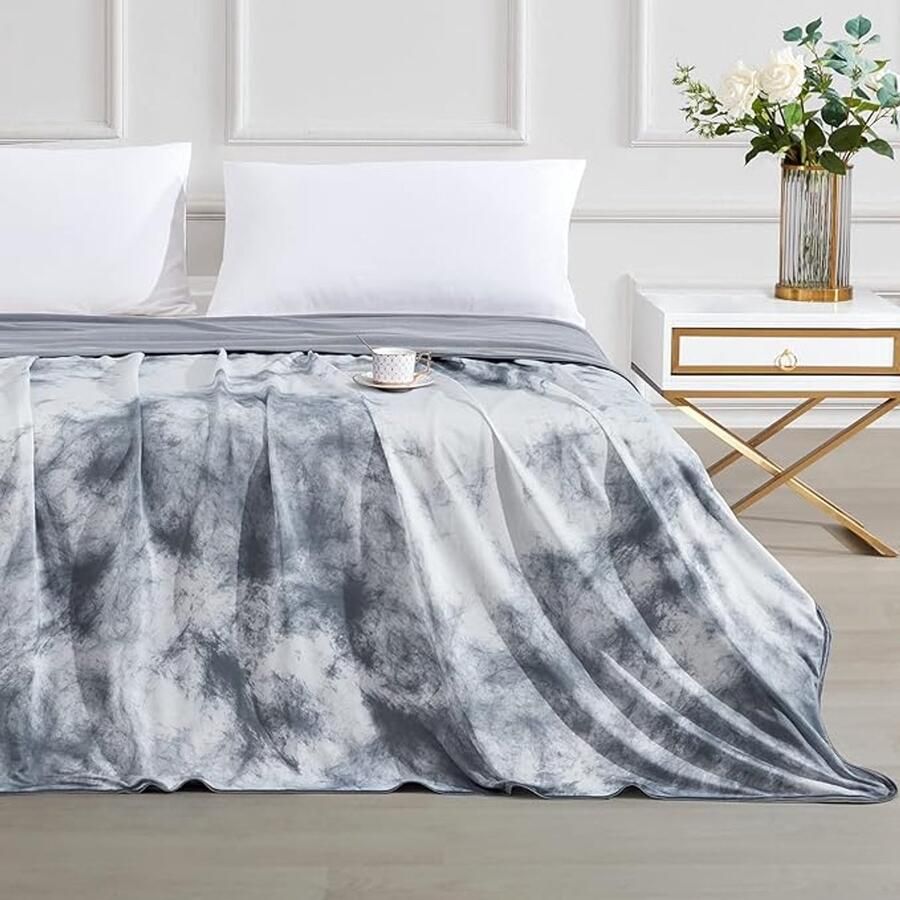 S&Dshopline Koeldeken 2-in-1 zelfkoelende deken Japanse Arc-Chill 3.0 Q-Max > 0 5 licht zomerdeken dubbelzijdig absorbeert lichaamswarmte verkoelende deken voor bed bank tie-dye grijs 150 x 200