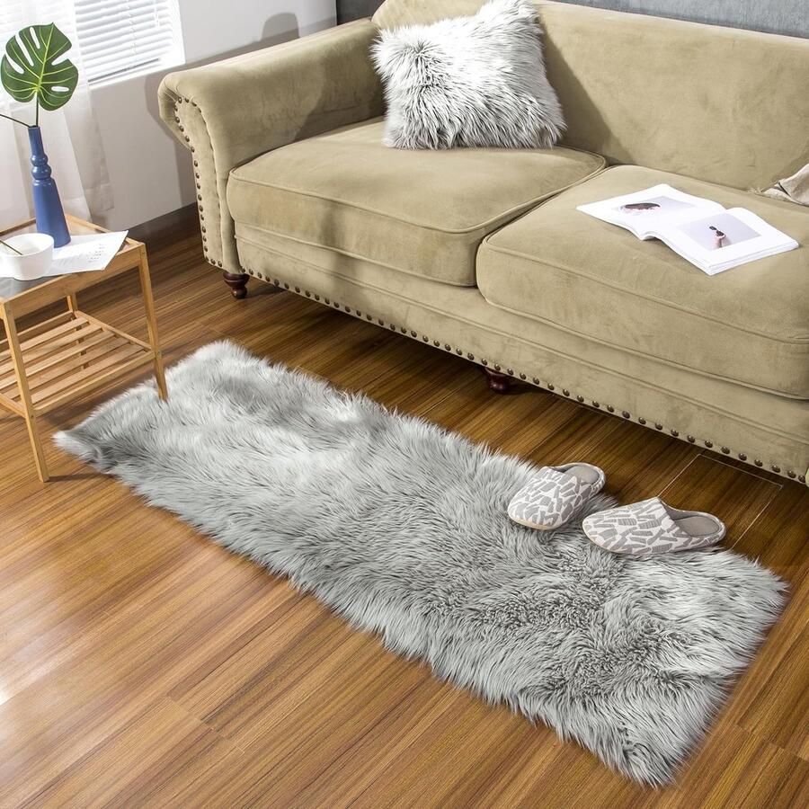 Schapenvacht Tapijt Imitatiebont Lamsvacht Schapenvel Imitatievacht Kunstbont Tapijt Slaapkamer Woonkamer Wasbaar Bont Tapijt Decoratiebont Grijs 50x150 cm Vierkant