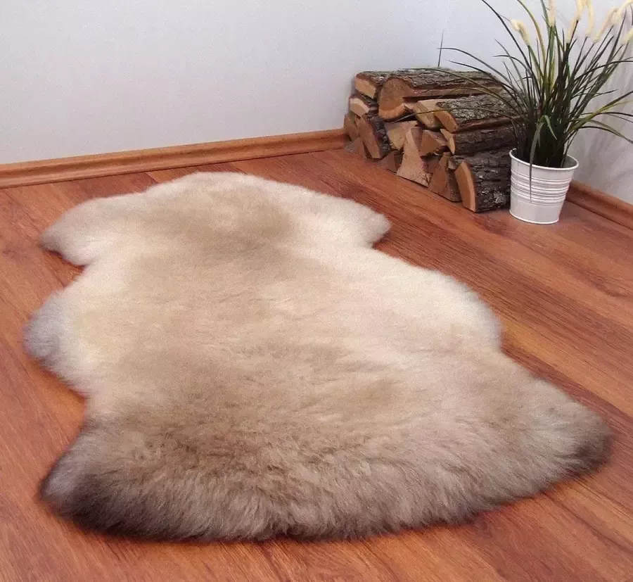 Schapenvachtje Gemêleerd TAUPE BEIGE Zeer Zeldzaam Lamsvachtje 100% ECHT Zeer Vol Luxe Haar Vloerkleed 95 x 70 cm Uniek Exclusieve Schapenvacht OP=OP !