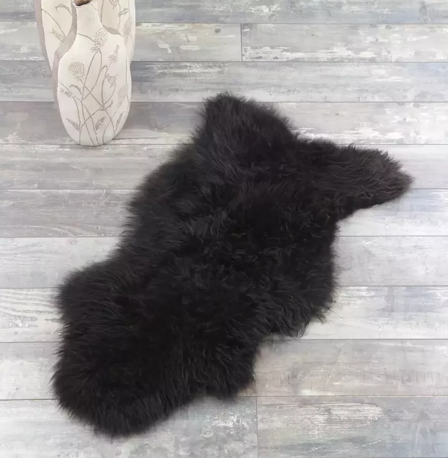 Schapenvachtje Vloerkleed Chocolade Bruin Luxe Uitstraling Uniek 100% ECHT Lamsvachtje 90 x 55 cm Prachtig Vol Haar Zitkussen Bankbedekking OP=OP !