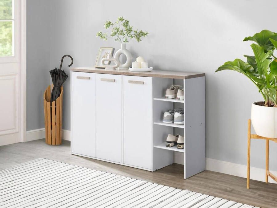 Vente-unique Schoenenkast met 3 deuren en 3 opbergvakken – Wit en houtlook – SKAIDO L 120 cm x H 80 cm x D 35 cm