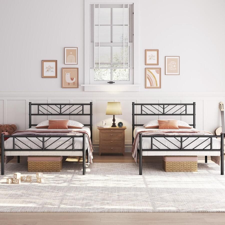 Set van 2 90 x 190 cm metalen bed minimalistisch bedframe met hoofdeinde logeerbed met lattenbodem voor slaapkamer zwart